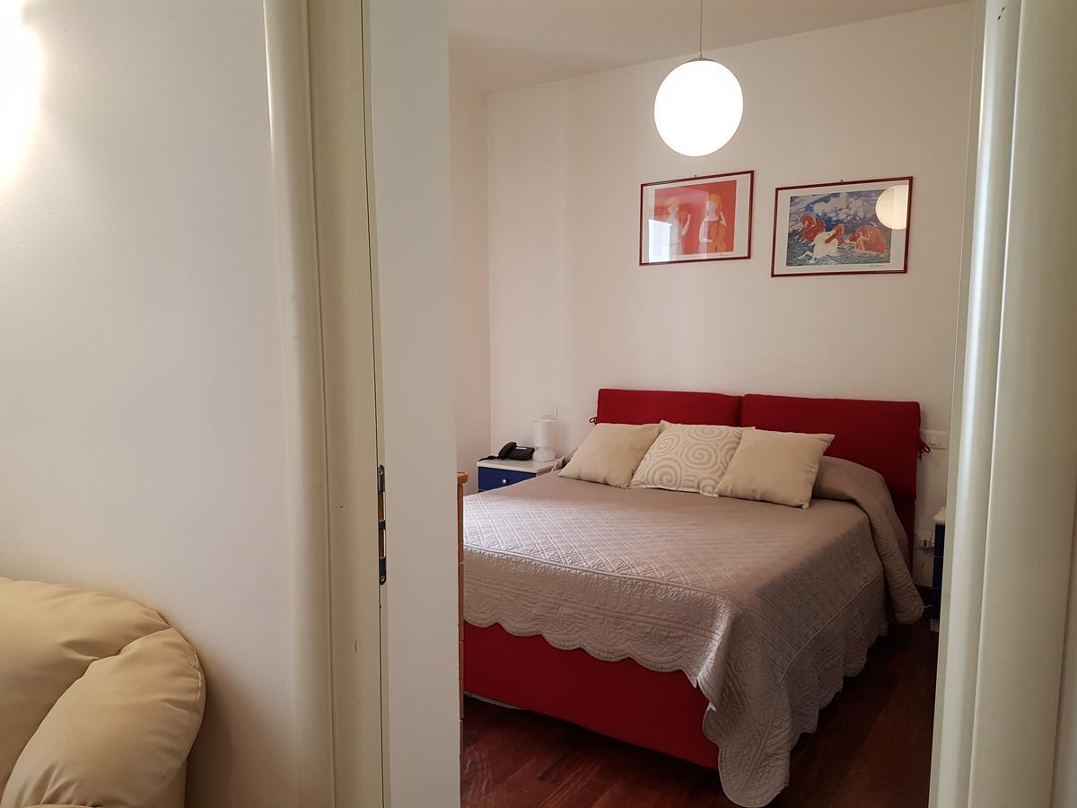 Appartamento Bed & Parking Palermo Esterno foto
