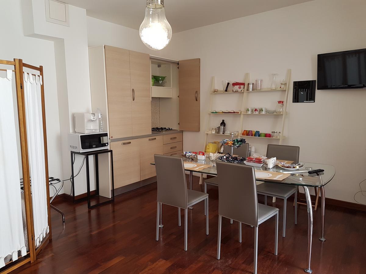 Appartamento Bed & Parking Palermo Esterno foto