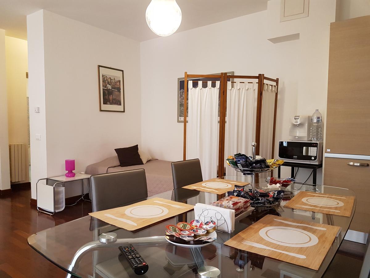Appartamento Bed & Parking Palermo Esterno foto