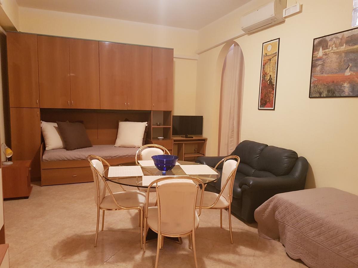 Appartamento Bed & Parking Palermo Esterno foto
